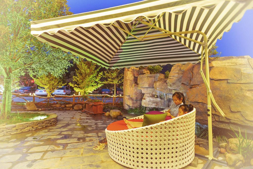 Zhangjiajie Huipeng Inn Номер фото